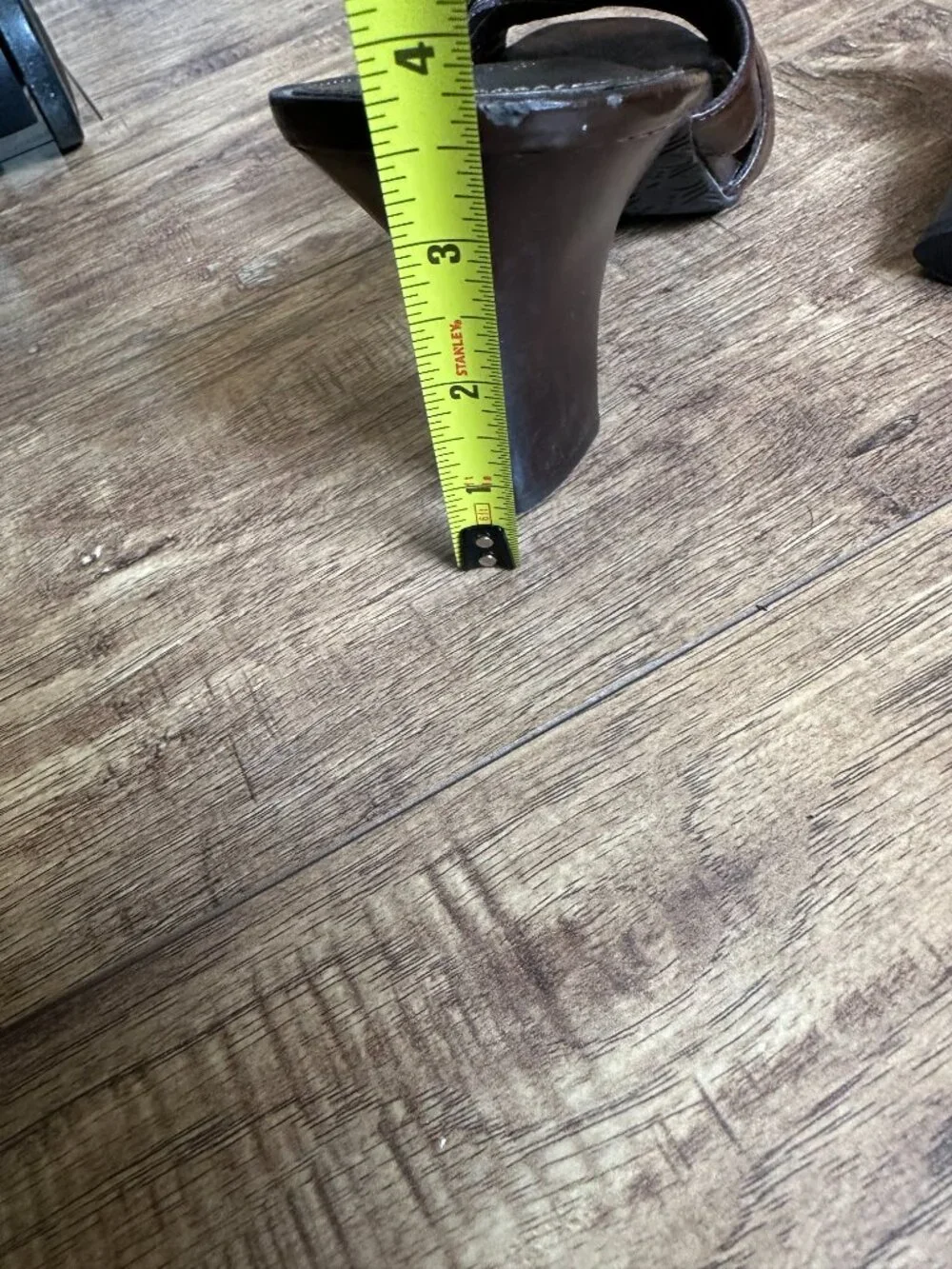 Liz Claiborne Brown Leather slide heels Women's Size 8.5 ~3.5"  pre-owned - Picture 9 of 11